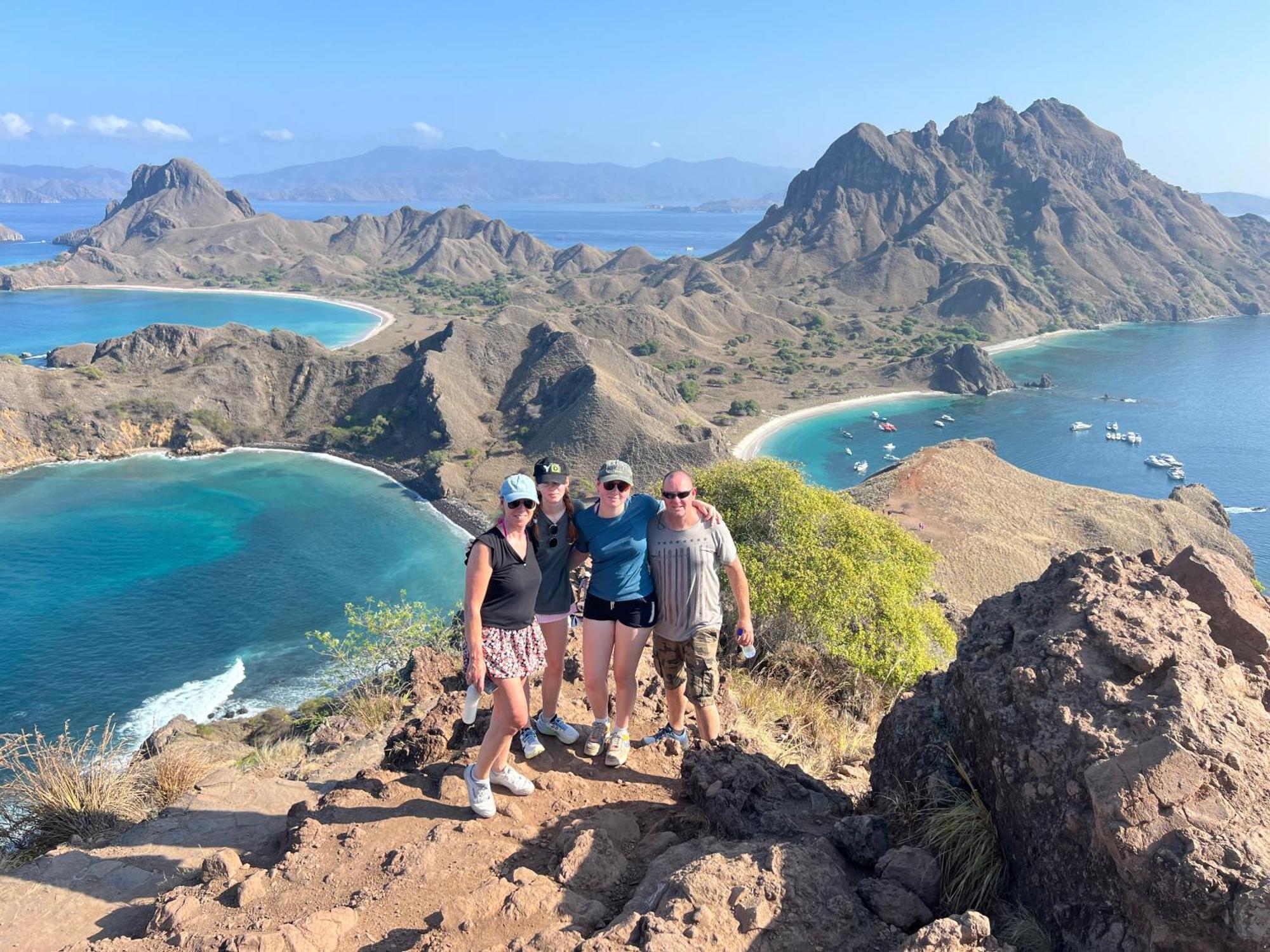 Jhuna Komodo Homestay Kültér fotó